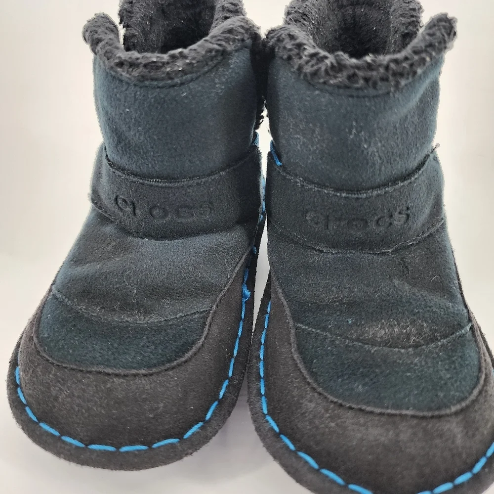 Crocs Faux Fur Lined Slip On Boots Toddler 9